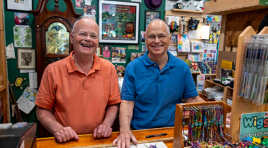Twin Designs Gist Shop Owners